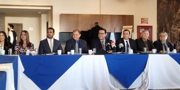 Presenta Abelardo Valenzuela cambio de imagen institucional de la Fiscalía Anticorrupción