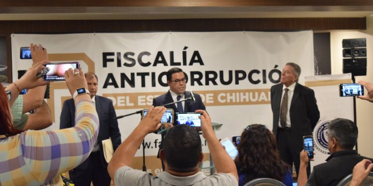 Gira juez orden de aprehensión contra exsecretario de Hacienda por Peculado Agravado