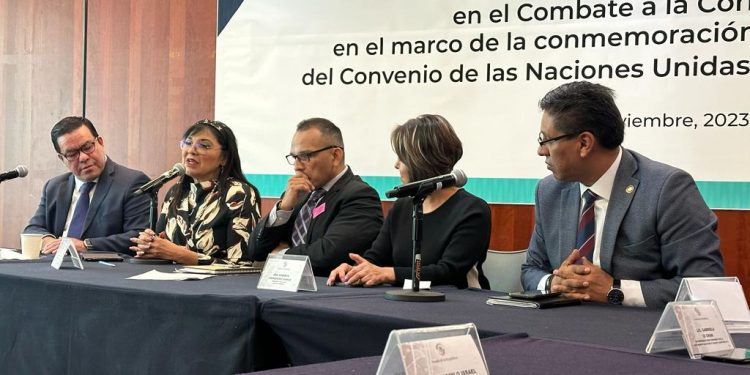 Expone Fiscal Abelardo Valenzuela casos de corrupción en Chihuahua en el Senado de la República