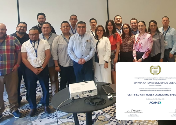 Logra personal de la FACH certificación como Especialista Certificado en Prevención del Lavado de Dinero