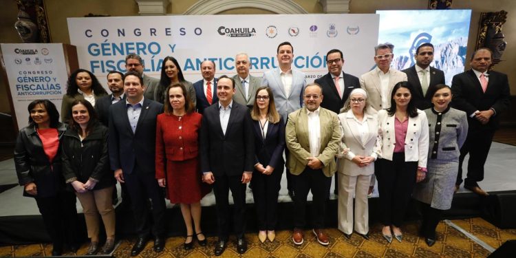 Participa Fiscal Abelardo Valenzuela en Congreso Nacional de Género y Fiscalías Anticorrupción